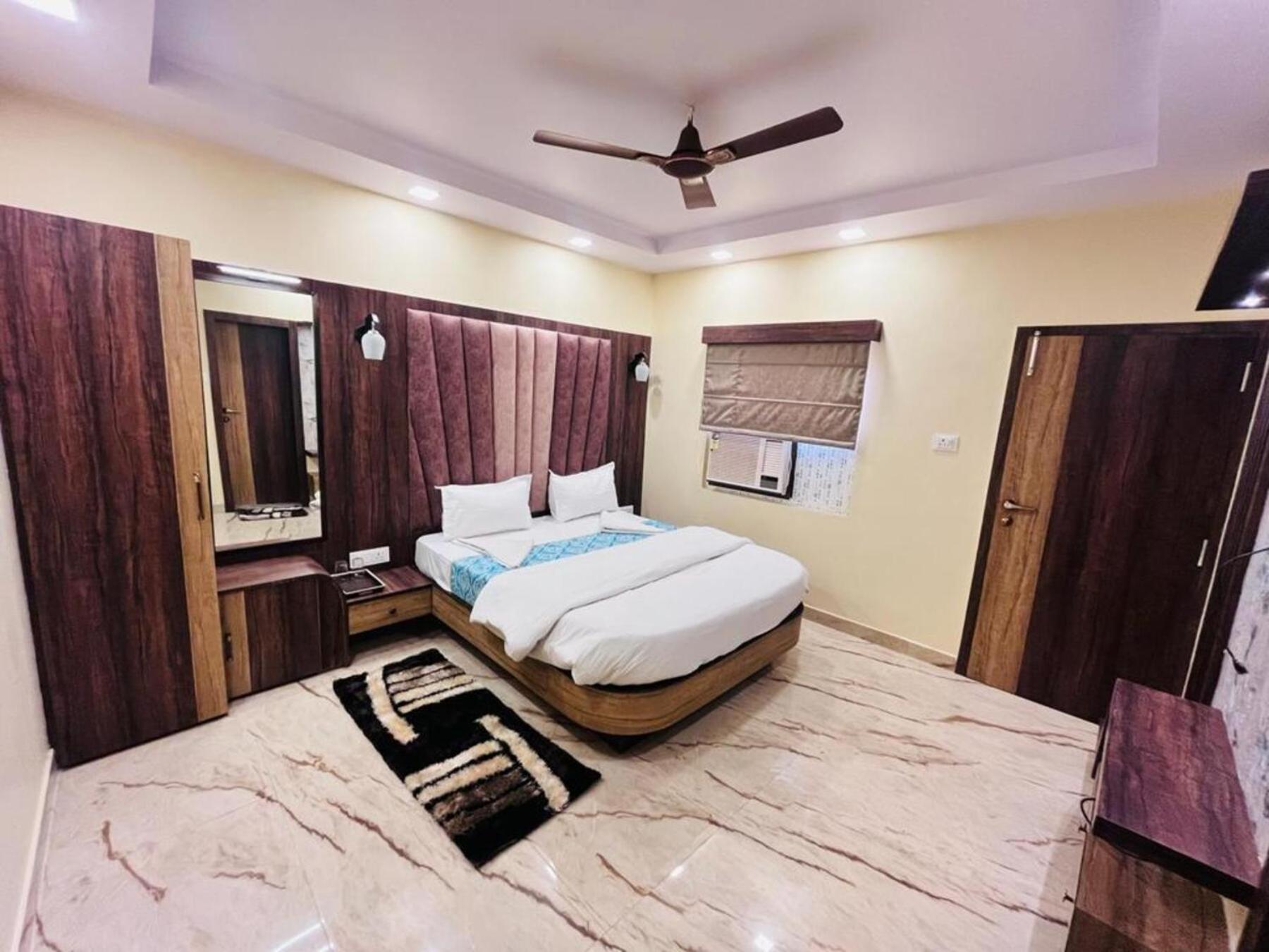 Ks Paying Guest House Varanasi Exteriör bild