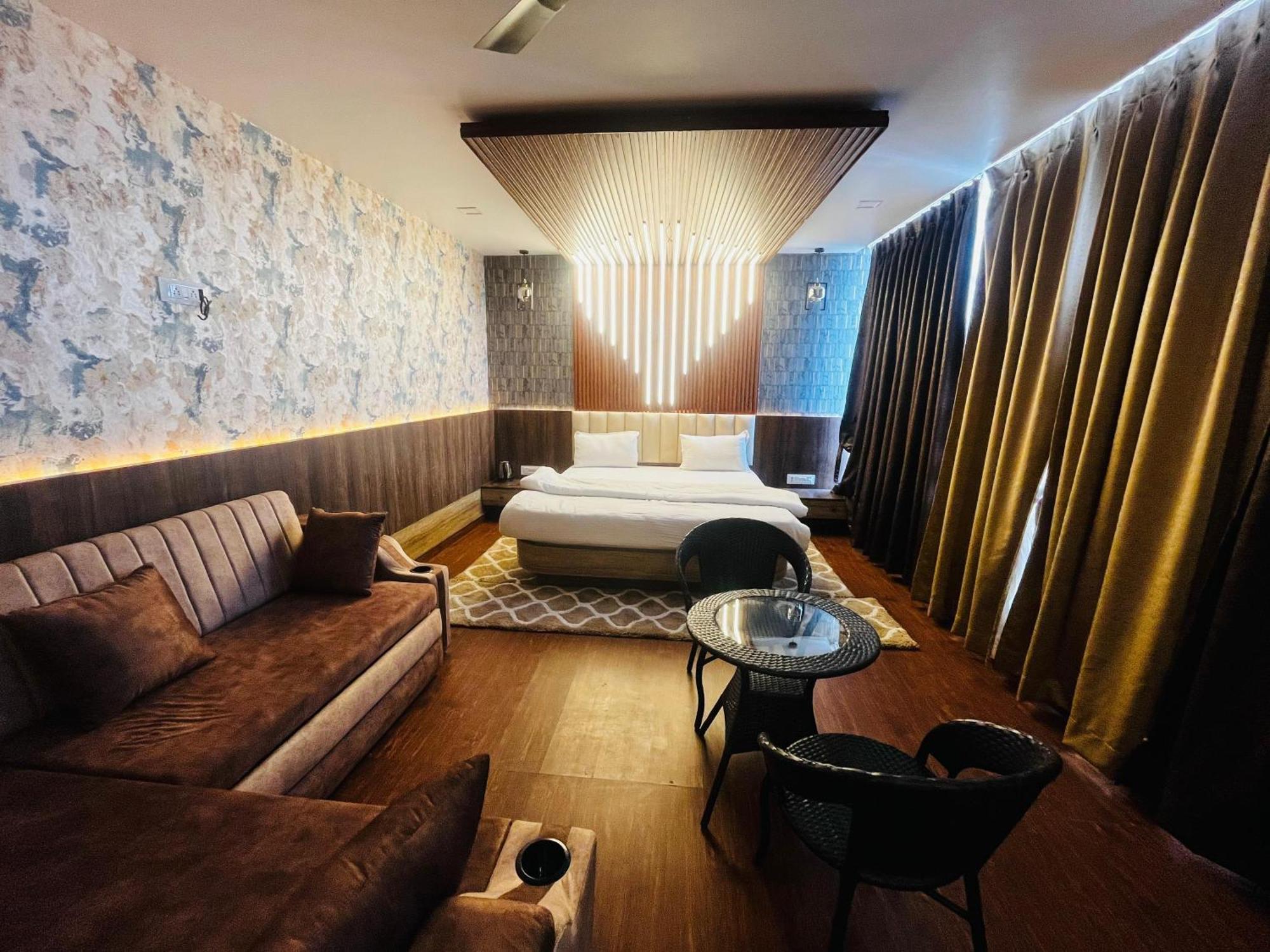 Ks Paying Guest House Varanasi Exteriör bild